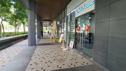 The Venue Shoppes (D13), Retail #446445311